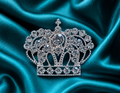 👑 RH Uniform Crown Brooch